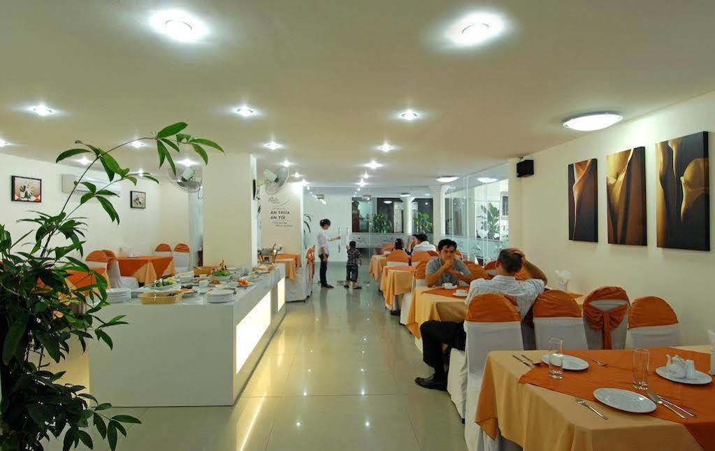 Bamboo Green Riverside Hotel Дананг Екстериор снимка