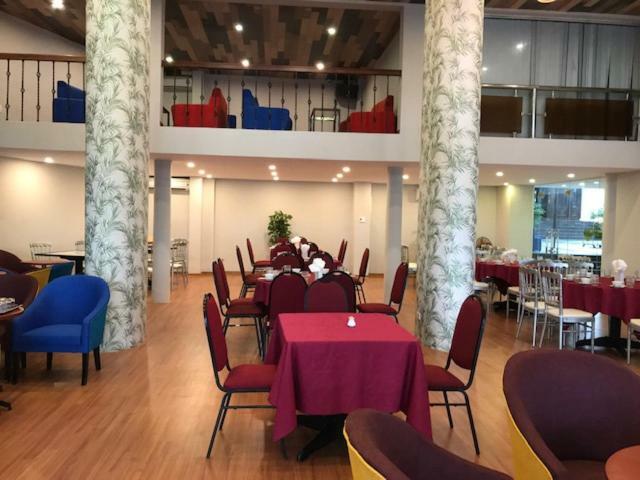Bamboo Green Riverside Hotel Дананг Екстериор снимка